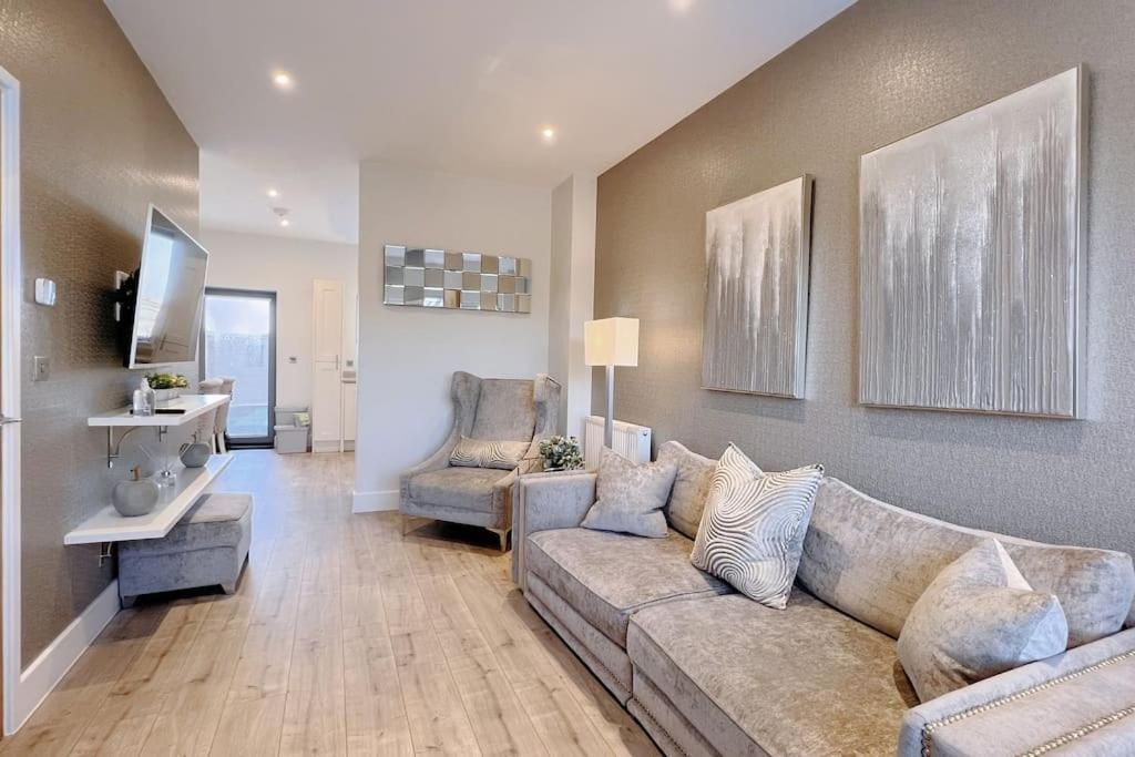 No6, Luxury Townhouse Near Bicester Village Esterno foto
